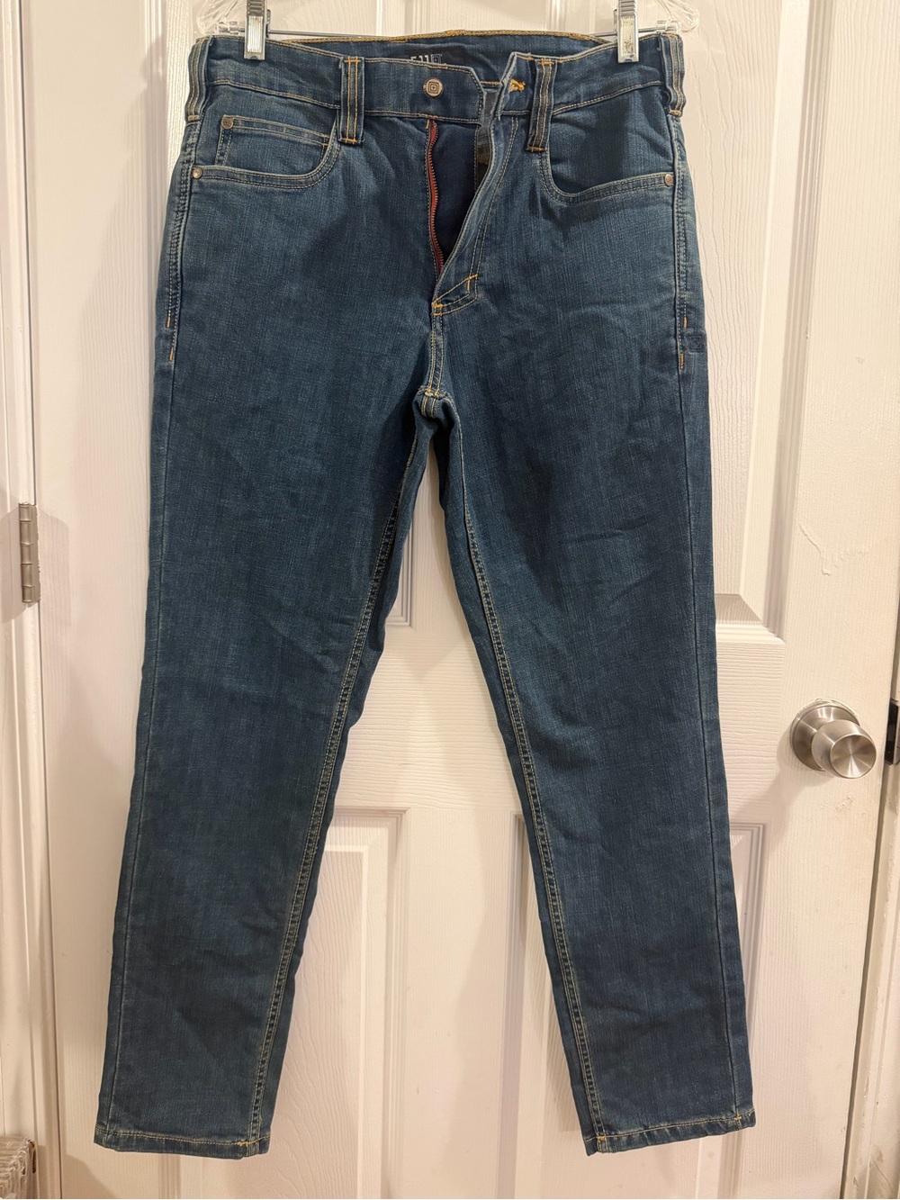 5.11 Tactical Defender-Flex Jeans 31x30